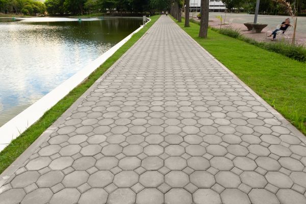 Pathway Pavers Installation in Howell